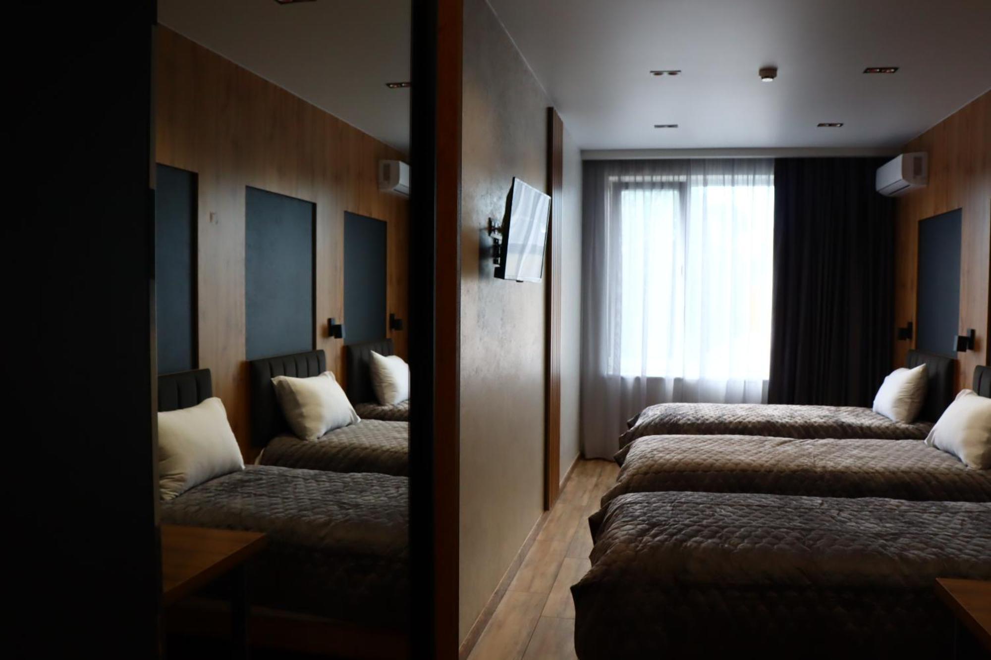 Hotel Sobkoff Khmelʼnytsʼkyy Exterior foto
