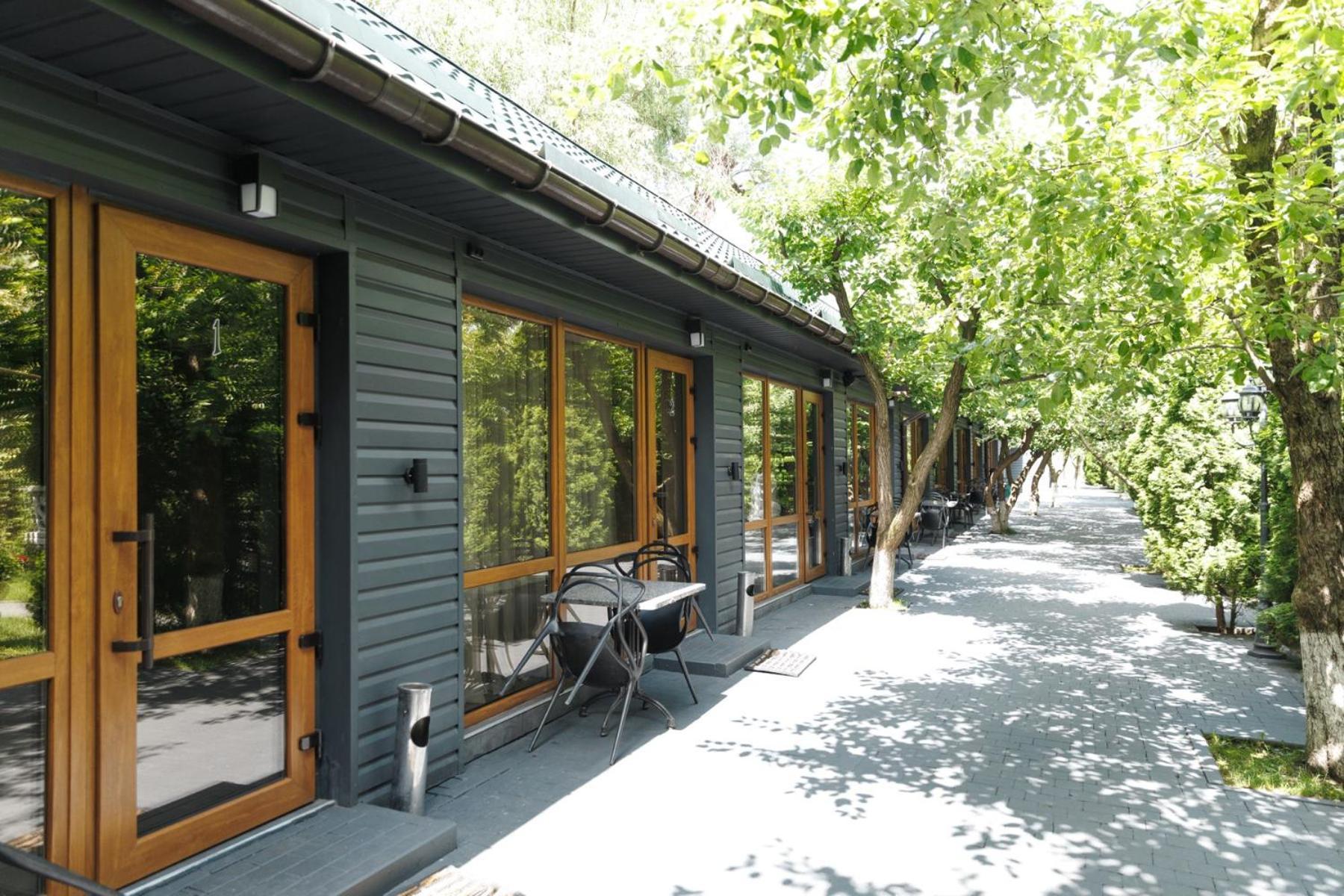 Hotel Sobkoff Khmelʼnytsʼkyy Exterior foto