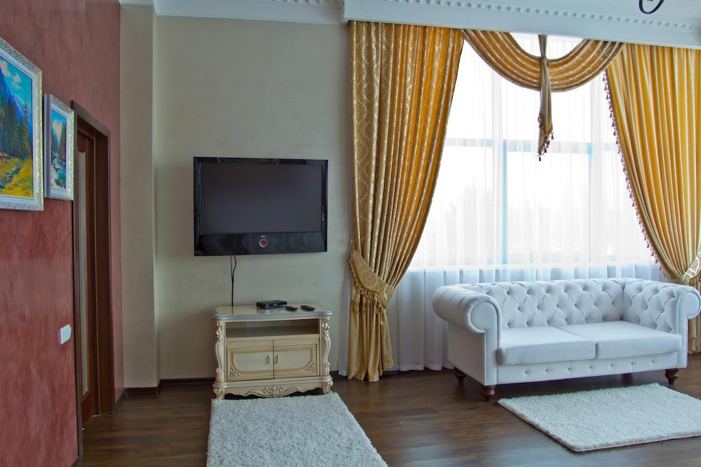 Hotel Sobkoff Khmelʼnytsʼkyy Habitación foto